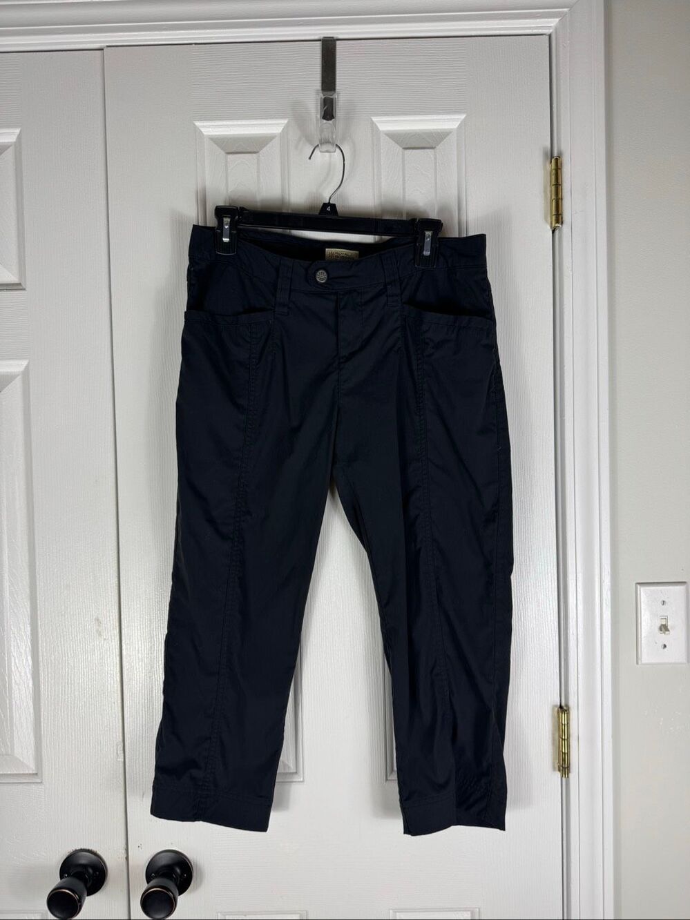 Royal Robbins Women’s Black Cropped Pants Size 8
